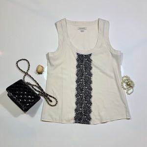 ✨ Beautiful Banana Republic Top ✨